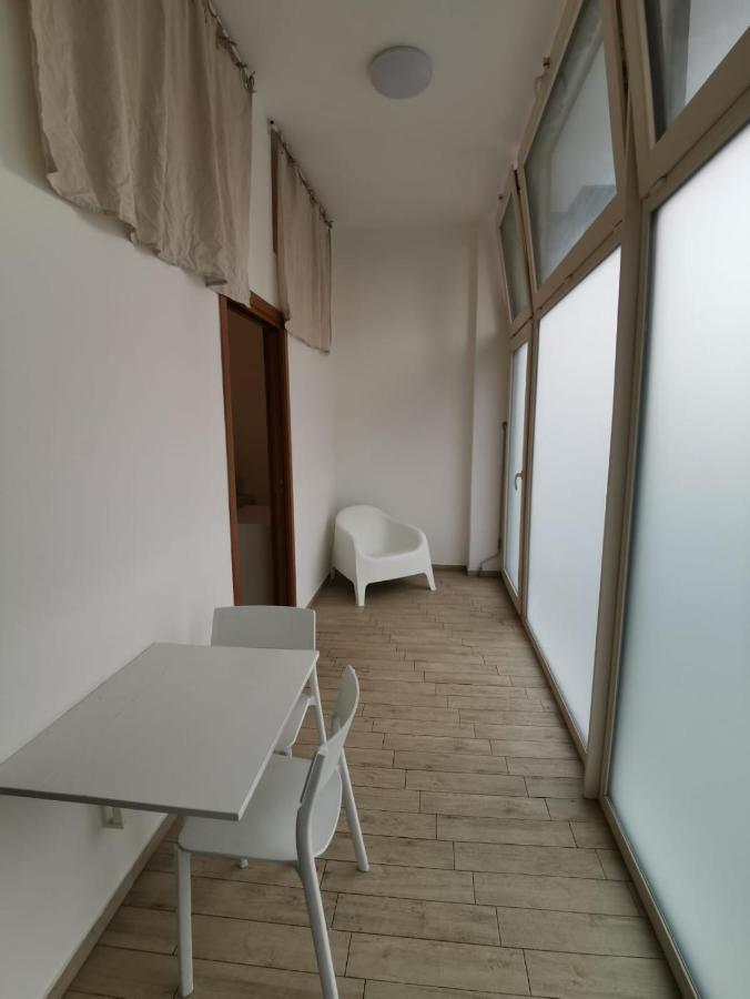 All' Ombra del Faro - Mini Apartments Taranto Esterno foto